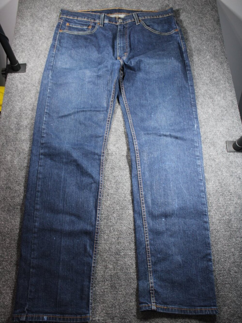 Levi's 505 Jeans Men's 36x32 Dark Blue Straight Leg Regular Fit Stretch READ!!